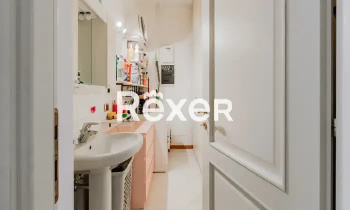 Rexer-Milano-Attico-con-terrazzo-su-due-livelli-mq-Bagno