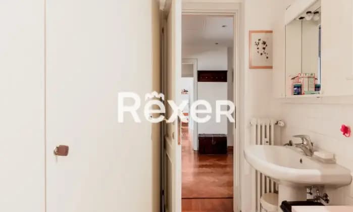 Rexer-Milano-Attico-con-terrazzo-su-due-livelli-mq-Bagno