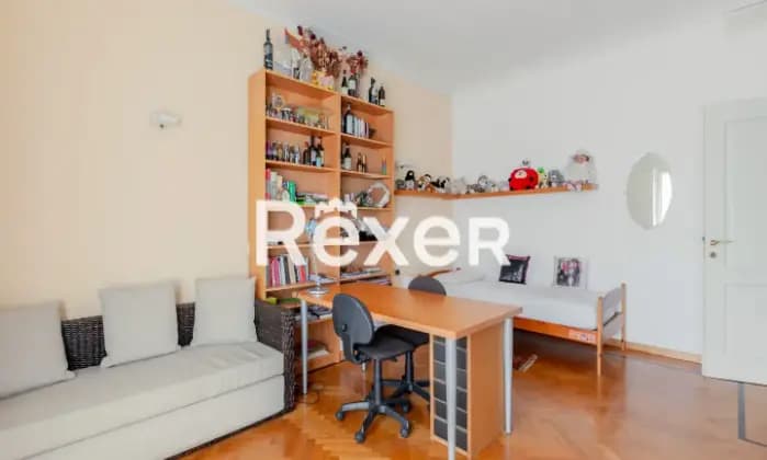 Rexer-Milano-Attico-con-terrazzo-su-due-livelli-mq-Altro