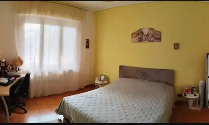 Rexer-Cuneo-Appartamento-in-vendita-in-Corso-Santorre-di-Santarosa-a-Cuneo-CameraDaLetto