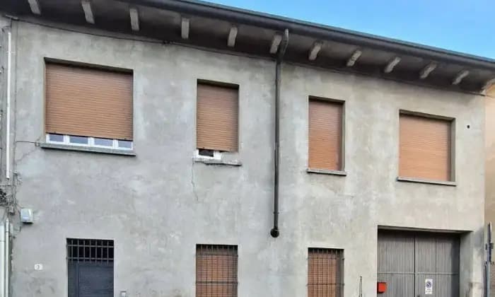 Rexer-Cant-Terratetto-unifamiliare-in-vendita-in-via-Guglielmo-Oberdan-a-Cant-Garage