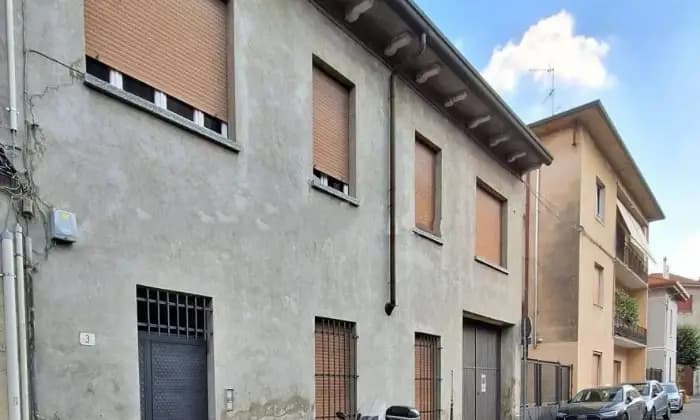 Rexer-Cant-Terratetto-unifamiliare-in-vendita-in-via-Guglielmo-Oberdan-a-Cant-Garage