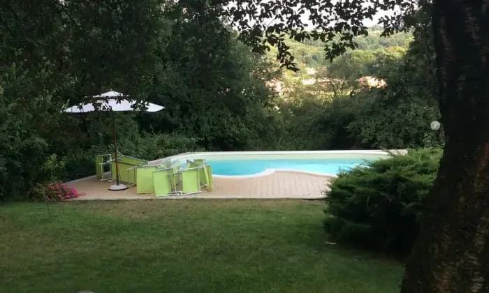 Rexer-Zagarolo-Villacasale-immersa-nel-verde-con-piscina-Giardino
