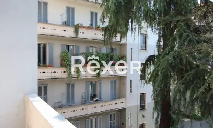 Rexer-Milano-Monolocale-ristrutturato-ed-arredato-zona-Bocconi-Terrazzo