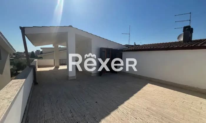 Rexer-Guidonia-Montecelio-Elegante-appartamento-su-due-Livelli-Terrazzo