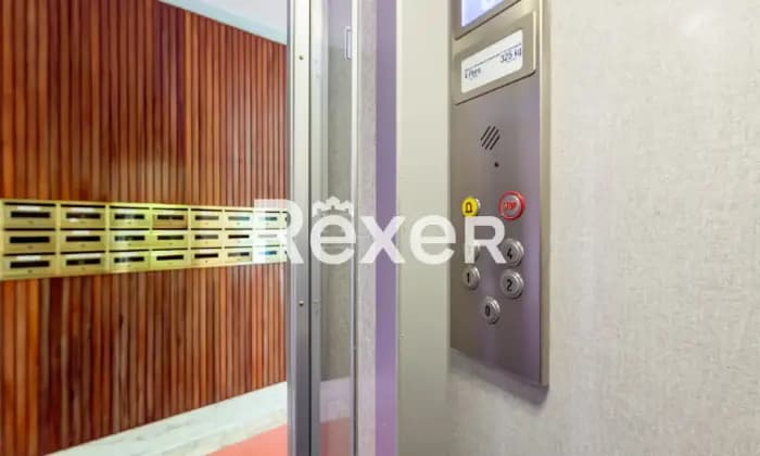 Rexer-Milano-Bilocale-ultimo-piano-luminoso-Altro