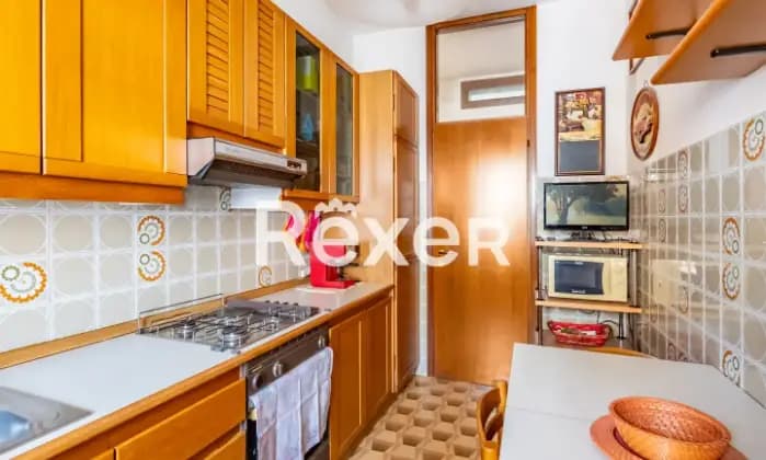 Rexer-MONZA-Bilocale-con-box-Cucina