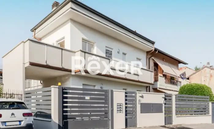 Rexer-Seregno-Appartamento-bilocale-con-box-Garage