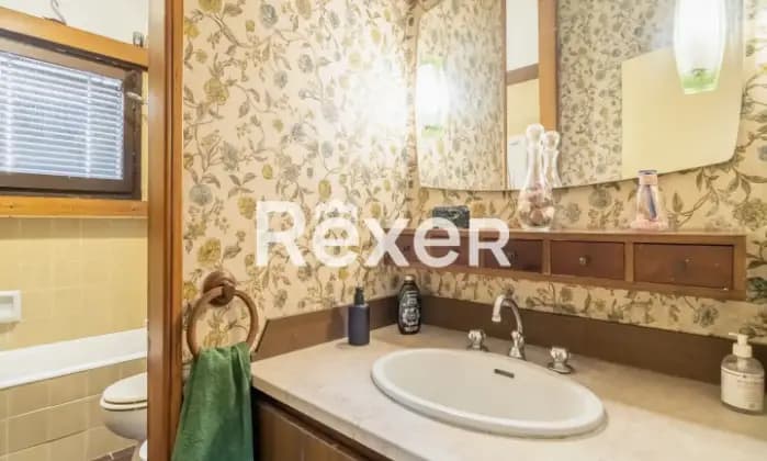 Rexer-Milano-Nuda-Propriet-Ampio-trilocale-con-cantina-e-posto-auto-di-propriet-Bagno