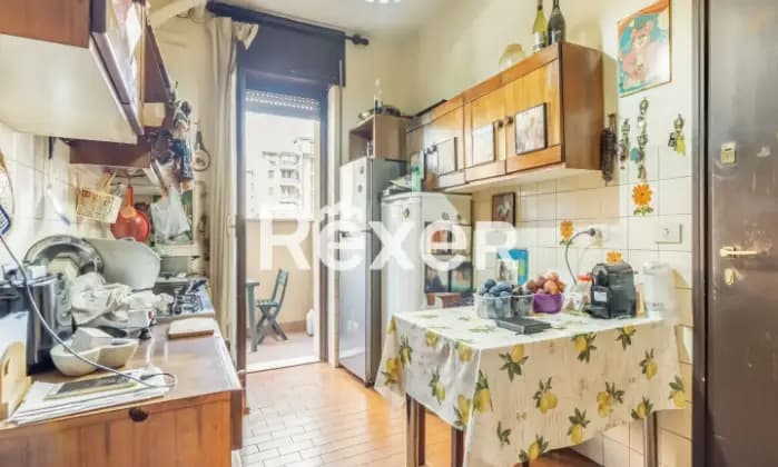 Rexer-Milano-Nuda-Propriet-Ampio-trilocale-con-cantina-e-posto-auto-di-propriet-Cucina