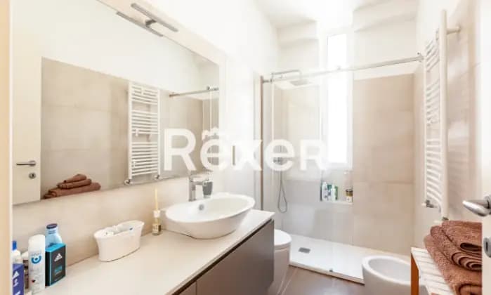 Rexer-Milano-Appartamento-ristrutturato-stabile-depoca-Bagno