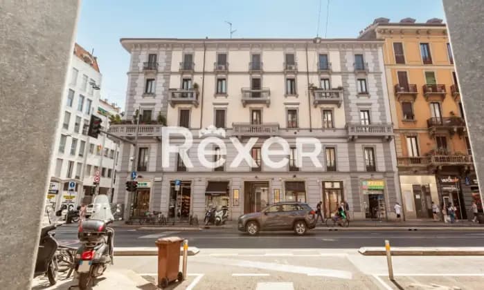 Rexer-Milano-Appartamento-ristrutturato-stabile-depoca-Terrazzo