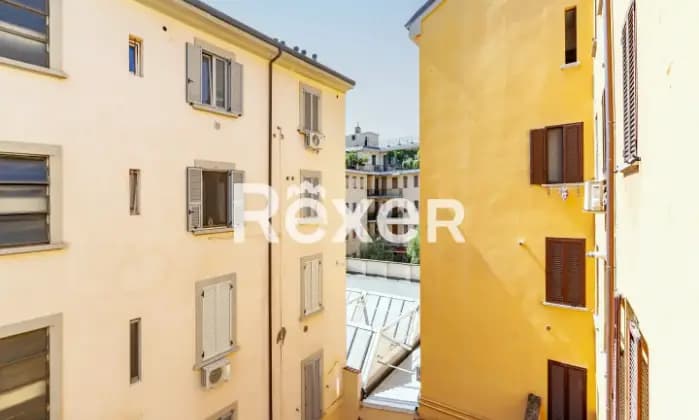 Rexer-Milano-Appartamento-ristrutturato-stabile-depoca-Terrazzo