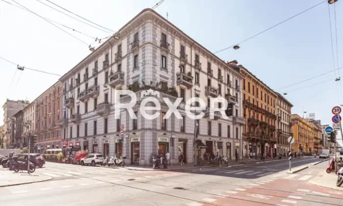 Rexer-Milano-Appartamento-ristrutturato-stabile-depoca-Terrazzo