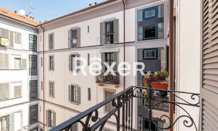 Rexer-Milano-Appartamento-ristrutturato-stabile-depoca-Terrazzo