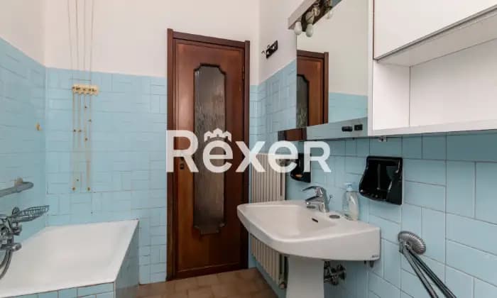 Rexer-Gorgonzola-Trilocale-con-cucina-abitabile-Bagno