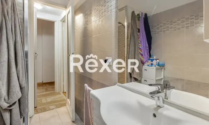 Rexer-Milano-Trilocale-con-cucina-abitabile-al-piano-alto-Bagno