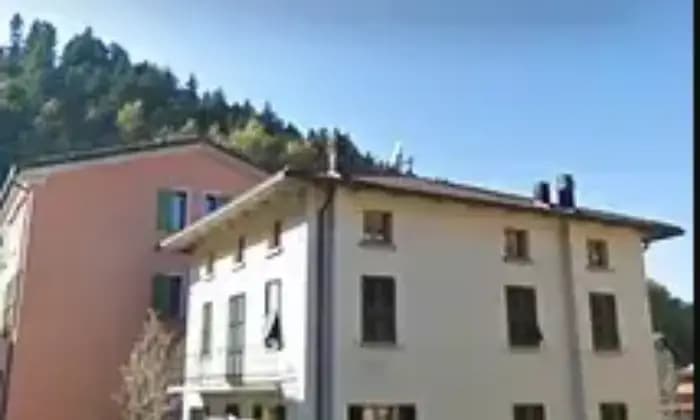 Rexer-Castelnovo-n-Monti-Casa-Indipendente-in-vendita-a-Castelnovo-Ne-MontiGiardino