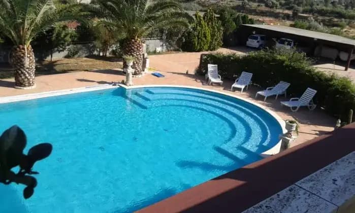 Rexer-Cagliari-Villa-unifamigliare-da-sogno-con-immensa-piscinaALTRO
