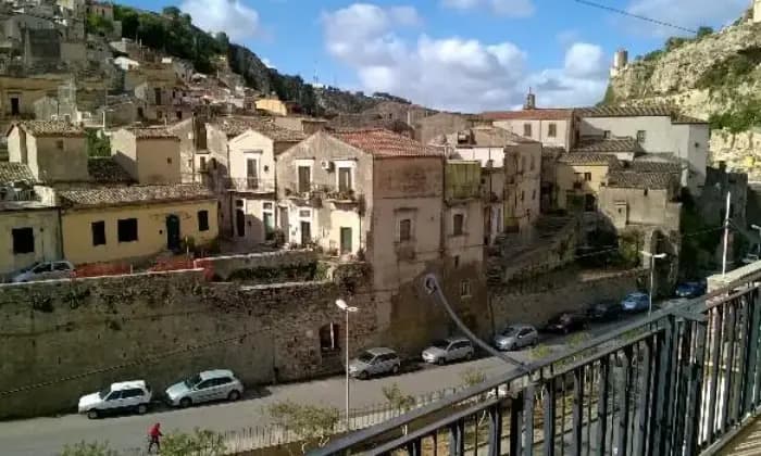 Rexer-Modica-Appartamento-di-piani-in-via-Sbalzo-a-Modica-ALTRO