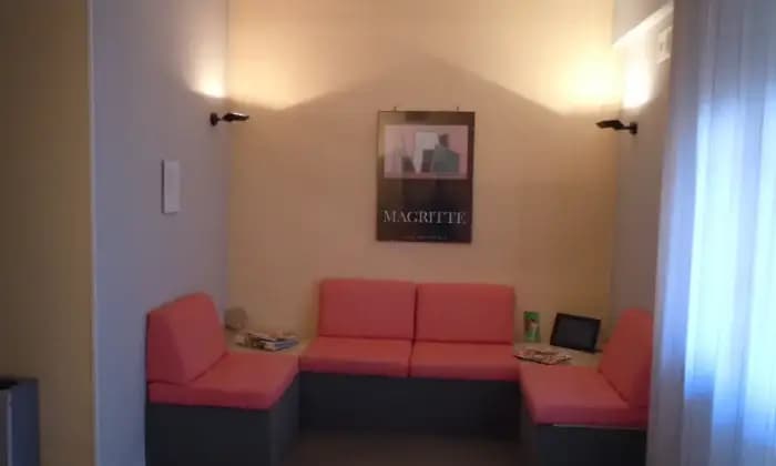 Rexer-Roma-Grande-studio-dentistico-o-appartamento-Sala-daspetto