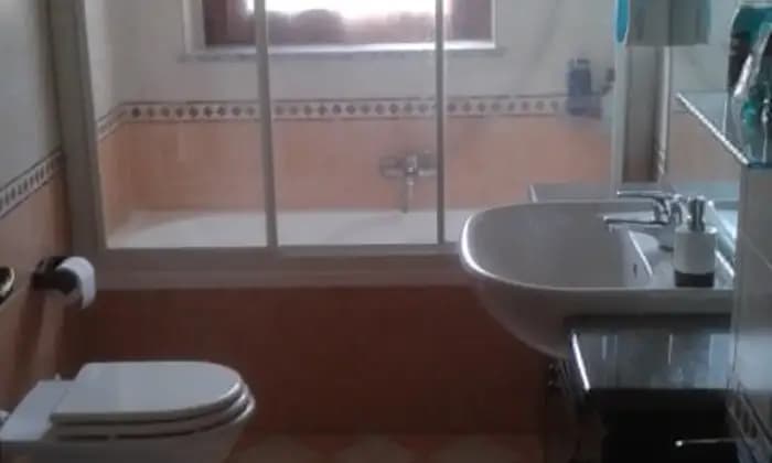 Rexer-Moncalieri-Bilocale-a-Moncalieri-BAGNO