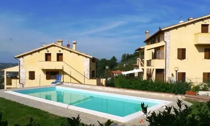 Rexer-Spoleto-Appartamento-in-zona-residenziale-a-SpoletoSALONE