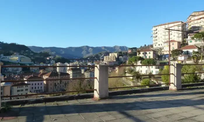 Rexer-Genova-Pontedecimo-Via-Val-DAstico-TERRAZZO