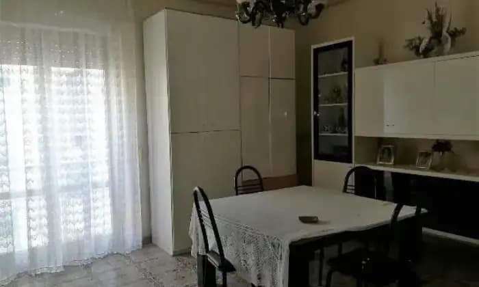 Rexer-Napoli-Appartamento-camere-bagno-e-cucina-CUCINA
