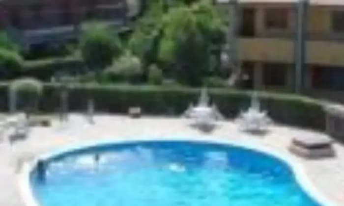 Rexer-Ladispoli-Residence-con-piscina-ALTRO