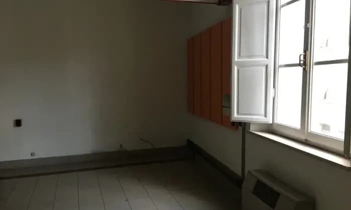 Rexer-Pontedera-Affittasi-immobile-per-studio-o-ufficio-SALONE