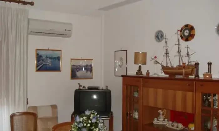 Rexer-Palermo-Appartamento-panoramico-SALONE