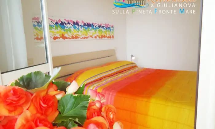 Rexer-Giulianova-Residenza-Riva-del-Sole-sulla-Pineta-FronteMare-CAMERA-DA-LETTO