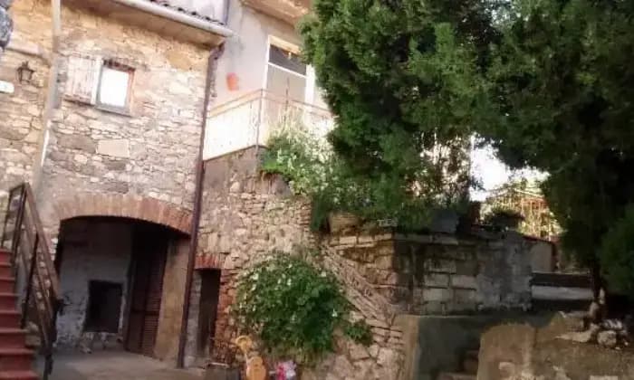 Rexer-Montecchio-Casa-in-piccolo-borgo-in-umbriaALTRO