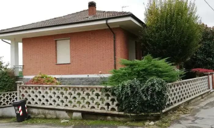 Rexer-Villadeati-Villa-in-Vendita-in-via-Roma-a-Villadeati-ALTRO