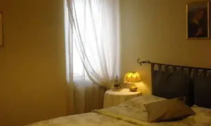 Rexer-Monterosso-Grana-Affittasi-Bilocale-in-via-Mistral-a-Monterosso-Grana-CAMERA-DA-LETTO