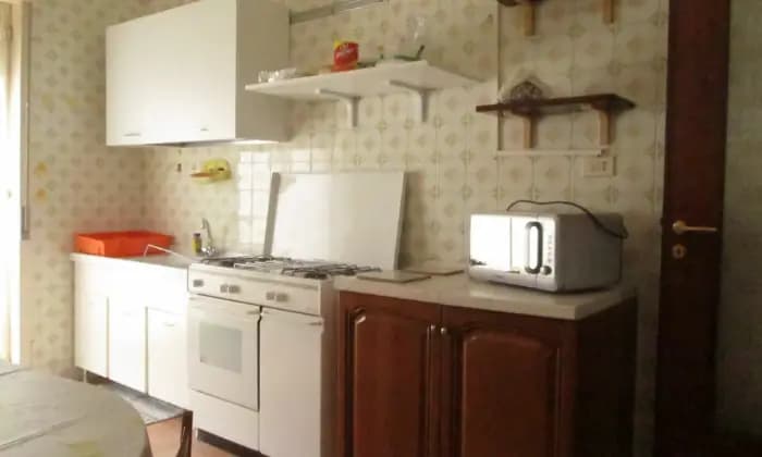 Rexer-Enna-Vendo-ampio-appartamento-Enna-Alta-zona-centro-stotico-Cucina