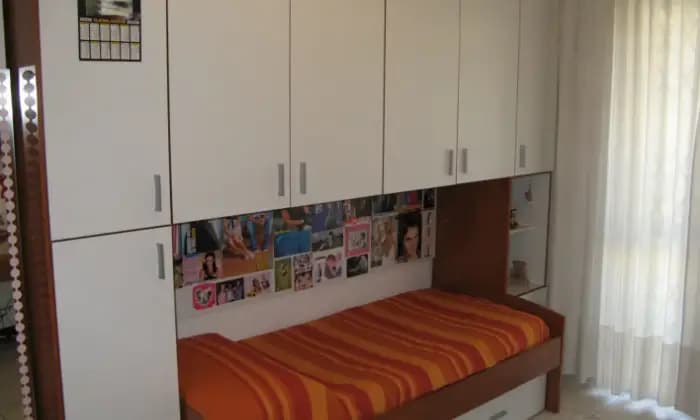 Rexer-Milano-Posto-letto-in-stanza-doppia-per-studentesse-CAMERA-DA-LETTO
