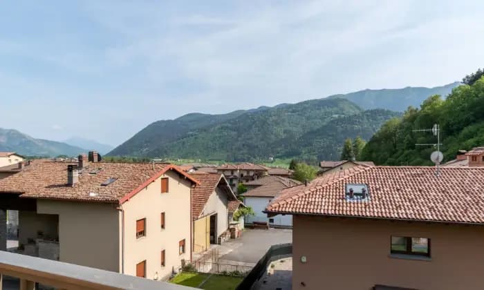 Rexer-Clusone-Appartamento-in-Vendita-in-Via-Cremona-a-Clusone-BALCONE