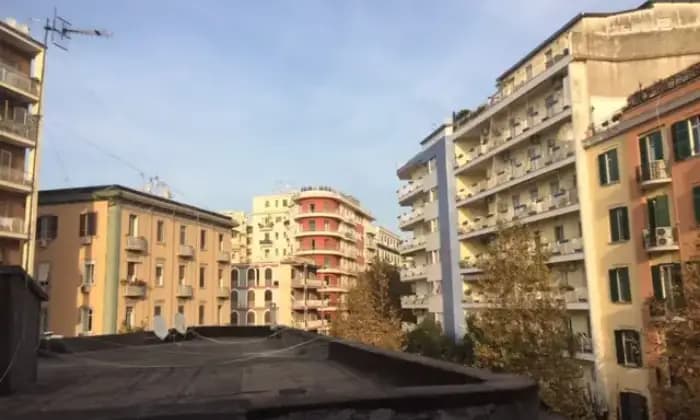 Rexer-Napoli-Camera-con-balcone-via-scarlatti-ALTRO