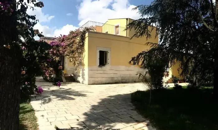 Rexer-Corato-Villa-unifamiliare-viale-delle-Vigne-CoratoALTRO
