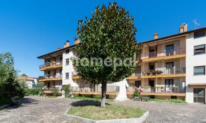 Rexer-Pisoniano-Appartamento-in-Vendita-in-Via-Alcide-de-Gasperi-a-Pisoniano-ESTERNO