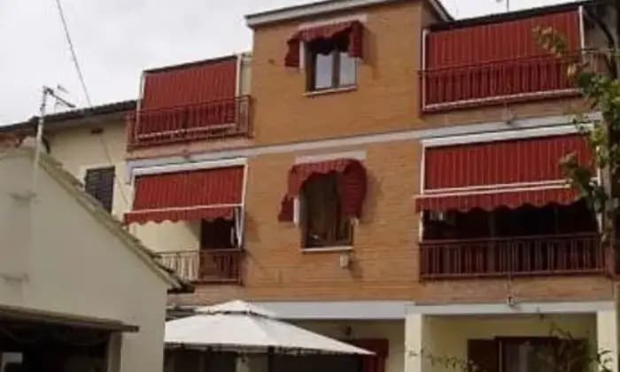 Rexer-Montopoli-in-Val-dArno-Casa-indipendente-in-vendita-in-piazza-Gino-Capponi-ALTRO