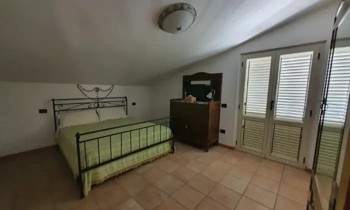 Rexer-Alba-Adriatica-Appartamento-mansardatoCAMERA-DA-LETTO