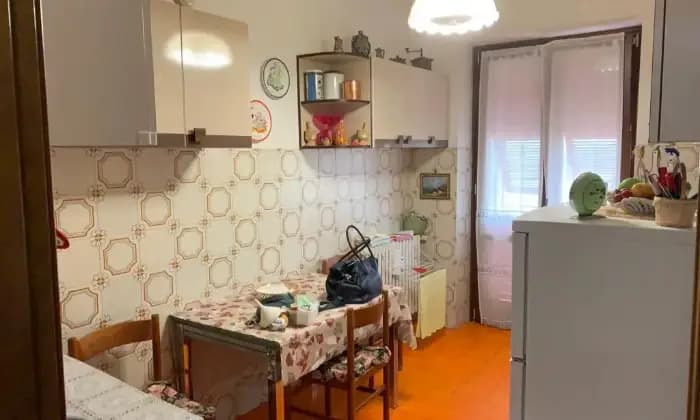 Rexer-Tagliolo-Monferrato-Appartamento-in-Vendita-in-Via-Guglielmo-Marconi-a-Tagliolo-Monferrato-CUCINA
