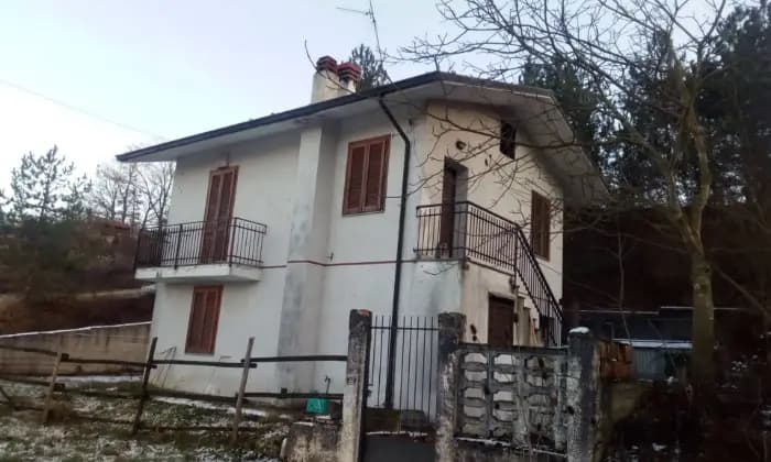 Rexer-Varzi-Casa-Indipendente-in-Via-Oreste-Maretti-a-Varzi-in-Vendita-ALTRO