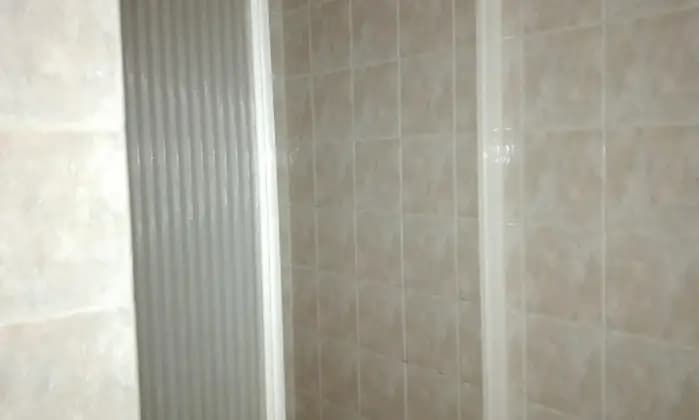 Rexer-Chiusi-Vendesi-appartamento-BAGNO