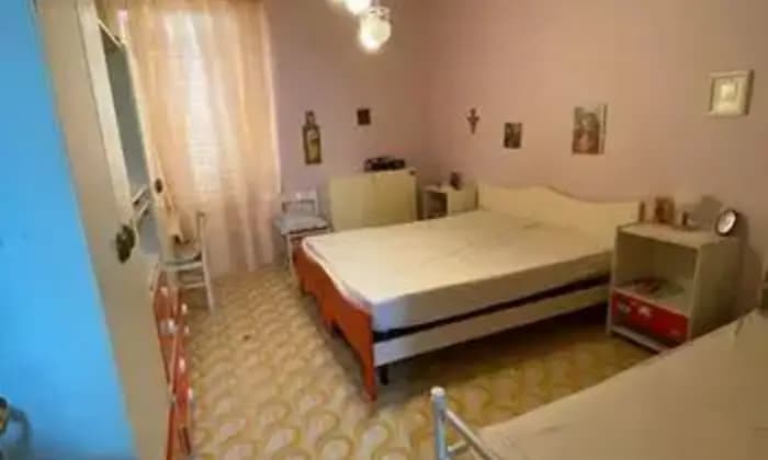 Rexer-Bivona-Vendesi-appartamento-molto-grande-in-Via-Porta-Palermo-a-Bivona-AG-CAMERA-DA-LETTO