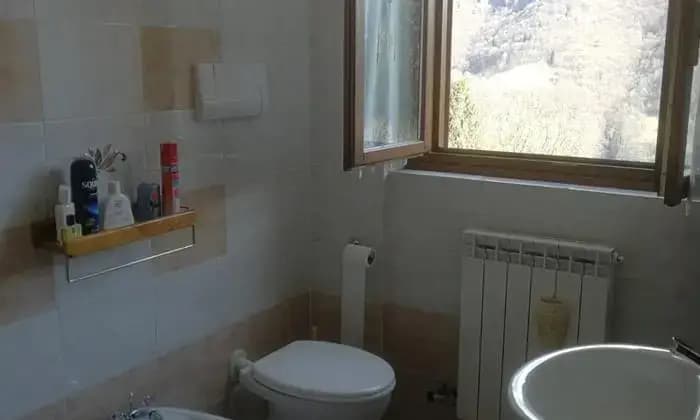 Rexer-Taleggio-APPARTAMENTO-TALEGGIO-BG-BAGNO