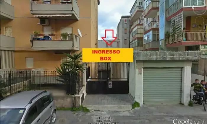 Rexer-Palermo-Vendesi-box-auto-in-Via-Benedetto-Croce-a-Palermo-PA-GARAGE